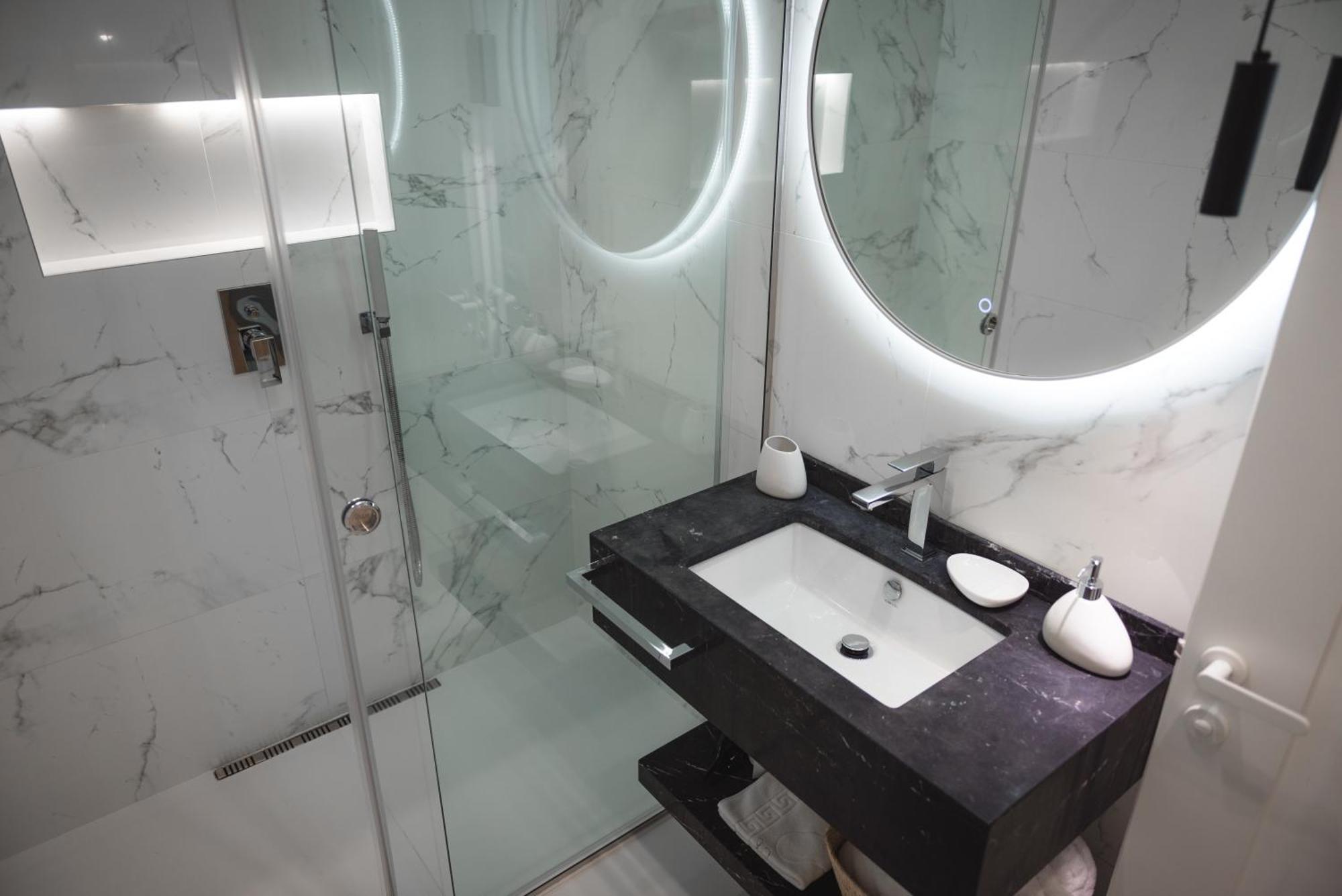 Tam Centre Luxury Serviced Apartments Tirana Exterior foto